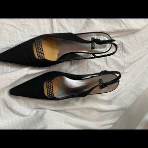 Beautiful designer dressy sling back heels.
